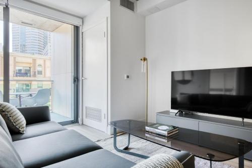 Fotografija u galeriji objekta Downtown 1BR w Pool Gym WD nr Staples Center LAX-556 u gradu Los Anđeles