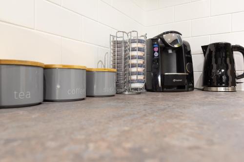 At the level - (2 bed flat) photo 34