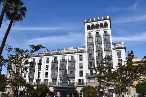 Penthouse in front Giralda