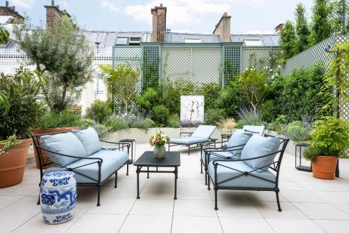 Κήπος έξω από το Le Bristol Paris, Oetker Hotels