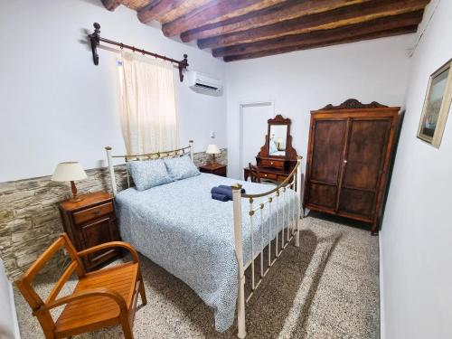 Postel nebo postele na pokoji v ubytování Athena's Pool Oasis