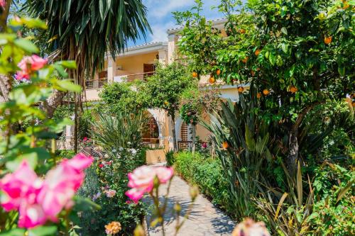Φωτογραφία από το άλμπουμ του ILENA HOTEL στην Αχαράβη