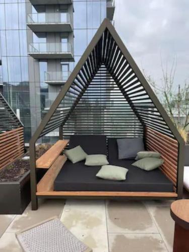 Χώρος καθιστικού στο 2 BR Lux Panoramic View - Rainey