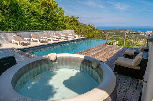 Πισίνα στο ή κοντά στο Domaine Bagia Donne