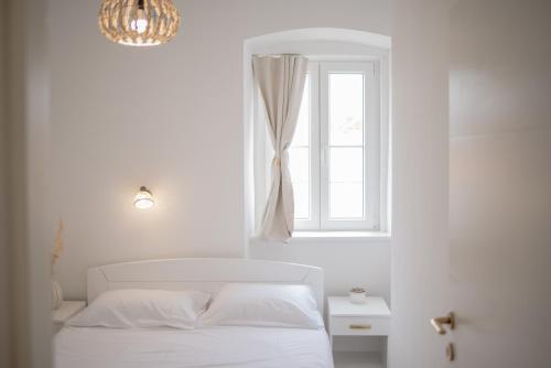 Sea Gate Apartment