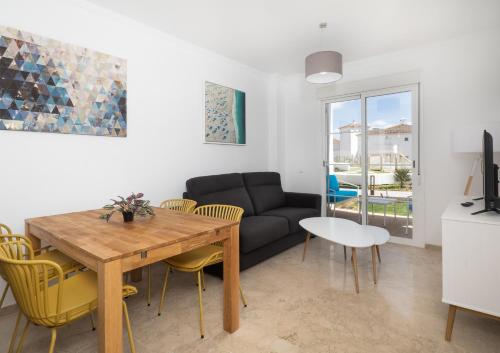 Small Oasis 2386 Groundfloor 5 min from the beach