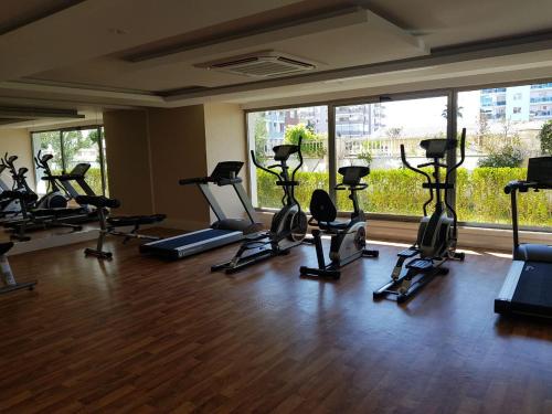 Fitness centrum a/nebo fitness zařízení v ubytování Lux Sfera Residenc