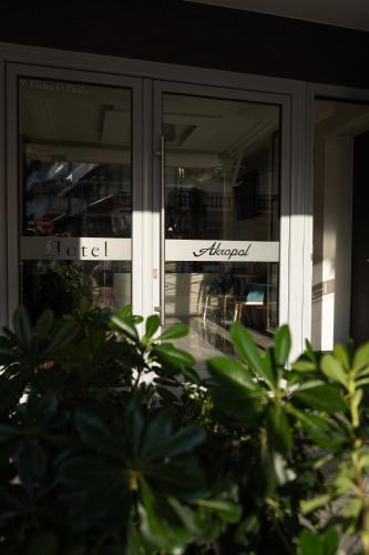 Galería fotográfica de Hotel Akropol en Paralia Katerinis