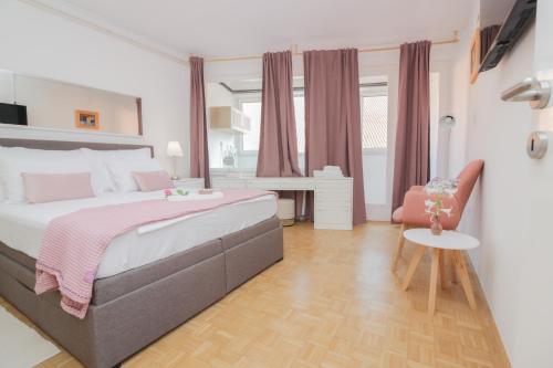 Apartment Castello-Old town
