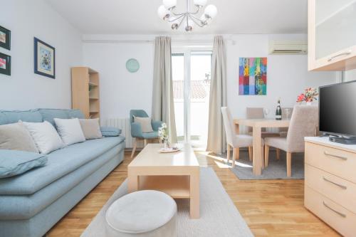 Apartment Castello-Old town