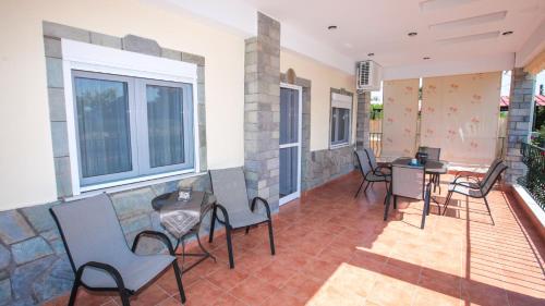Gallery image of Marialena house in Nea Plagia