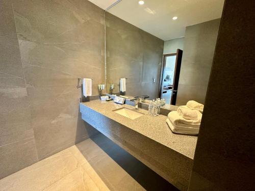 Bathroom sa Soleare Hotel Boutique