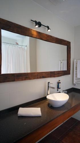 Hotel Cabaña Del Lago Puerto Varasにあるバスルーム