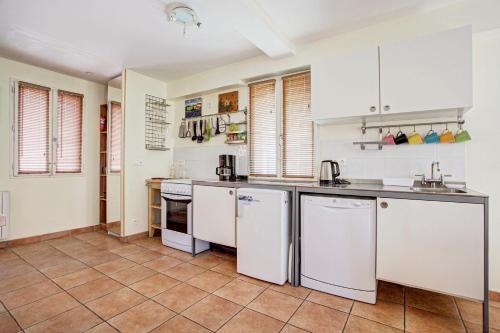 Η κουζίνα ή μικρή κουζίνα στο Obelisque 1B - duplex climatisé
