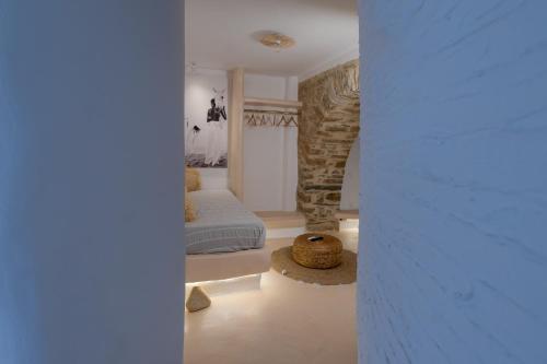 Ένα μπάνιο στο Cave Dame