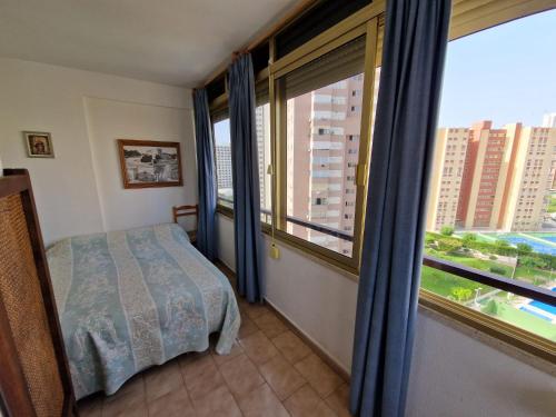 Posteľ alebo postele v izbe v ubytovaní Estoril Benidorm