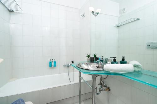 Ένα μπάνιο στο Phos Apartment by A&D Properties