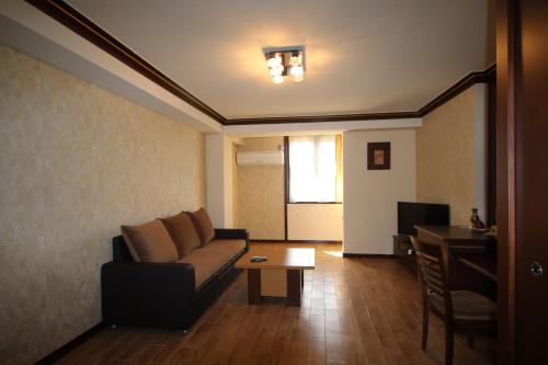 Vardanants Apartment