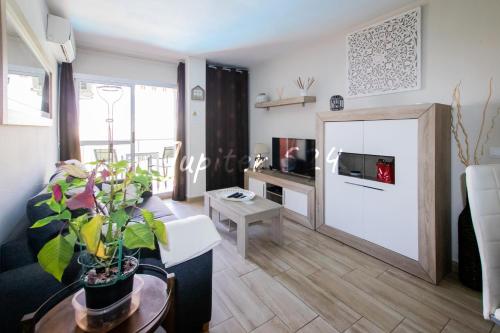 Fotografia z galérie ubytovania Jupiter & Minerva - One Bedroom in Benalmadena J524 v destinácii Benalmádena
