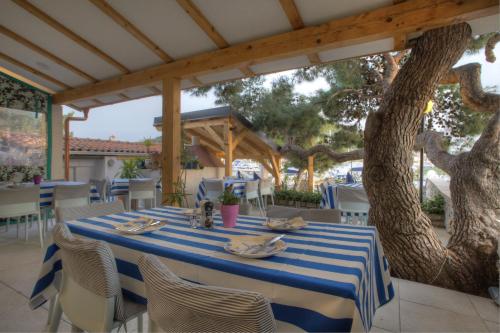 Gallery image of Gina Bed & Breakfast in Tisno