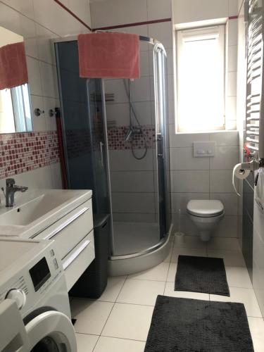 Koupelna v ubytování Mieszkanie u Anety na Krótkiej