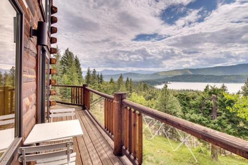Gallery image of Luxury Mtn Cabin with Sweeping Cle Elum Lake Views! in Ronald