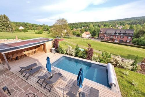 Hồ bơi trong/gần La Maison 1717