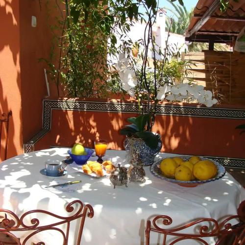 Φαγητό σε αυτός ο ξενώνας ή κάπου εκεί κοντά