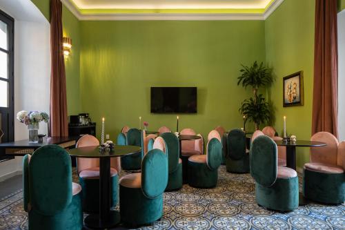 Μια τηλεόραση ή/και κέντρο ψυχαγωγίας στο HOLT Hotel De Mi Independencia Double Queen Room