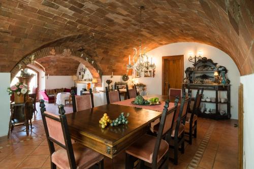 A seating area at B&B Villa il Poggetto