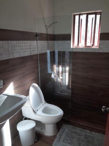 Koupelna v ubytování Villa encantadora Pino alto Jarabacoa
