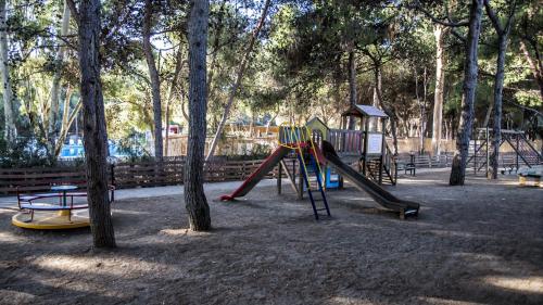 Ο χώρος παιχνιδιού για παιδιά στο Villaggio Giardini D'Oriente