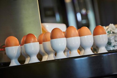 Eten bij of ergens in de buurt van het hotel

