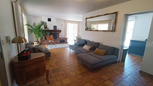 Photo de la galerie de l'établissement Maison avec jardin et piscine, à Juvignac