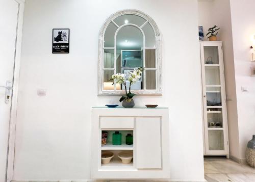 Skol 438 Super One-bedroom Apartment with Sea Views photo 3