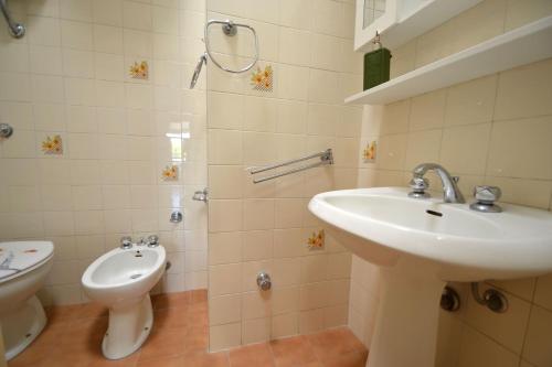 Et badeværelse på Villetta Gianira per 5 ospiti-pt58