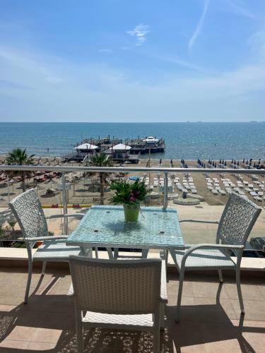 Sea View Beach apartment