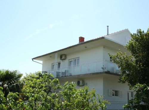 Fotografia z galérie ubytovania Apartments Vlade v destinácii Raslina