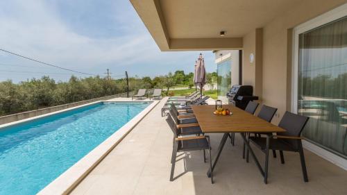 Villa N – Photos 2
