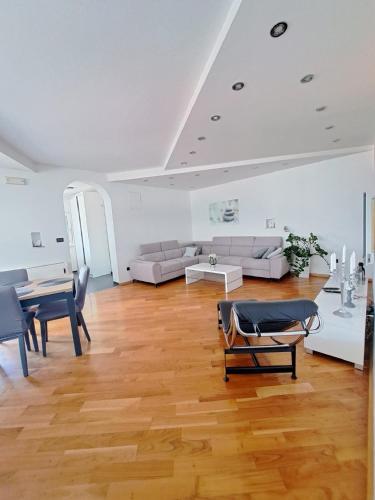 Apartment The Big Chill