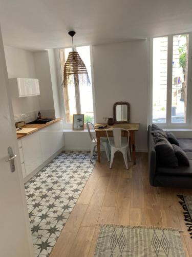 Χώρος καθιστικού στο La Casa Lola