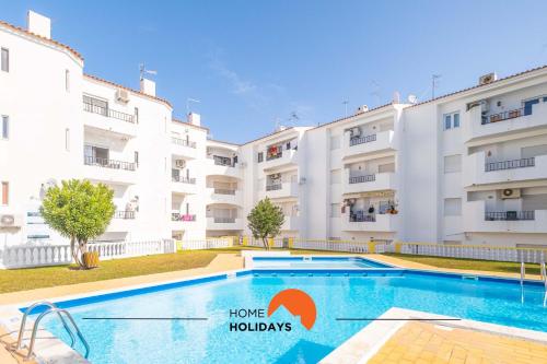 #112 Oura Apartment Pool & Nightlife