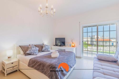 #108 Beachside Central Studio