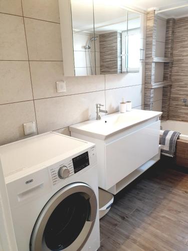 EcoStay-Scandy,2bdr cozy apartment by the sea in Alimos