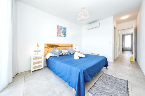 La Marinera House - Near the beach, Air-Con, Fast Wifi and SAT tv By Lanzarote Vacation Homes