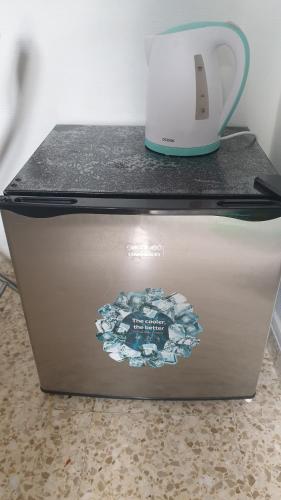  Residencia Aldosa -  Room  picture :   Shower    Bath    TV                           