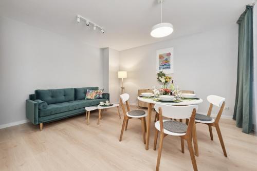 Posedenie v ubytovaní Central SouthStar Apartments - Gwiaździsta - FREE PARKING by Noclegi Renters