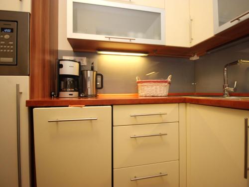 Dapur atau dapur kecil di Apartment Walter by Interhome