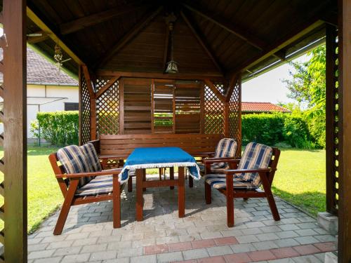 Fotografia z galérie ubytovania Holiday Home Pergola by Interhome v destinácii Balatonmáriafürdő