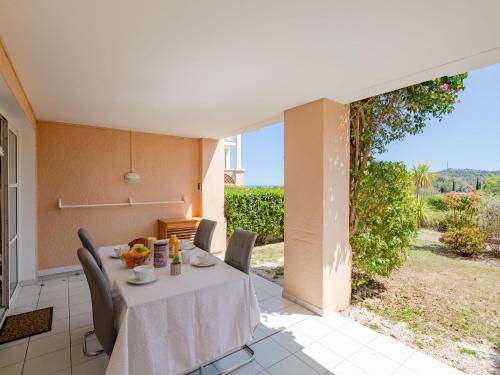 Apartment L'Esquinade - F6 015 by Interhome